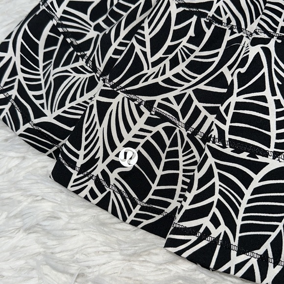 Lululemon Run: Pace Setter Skirt Pretty Palm Black Angel Wing / Black - Picture 6 of 7